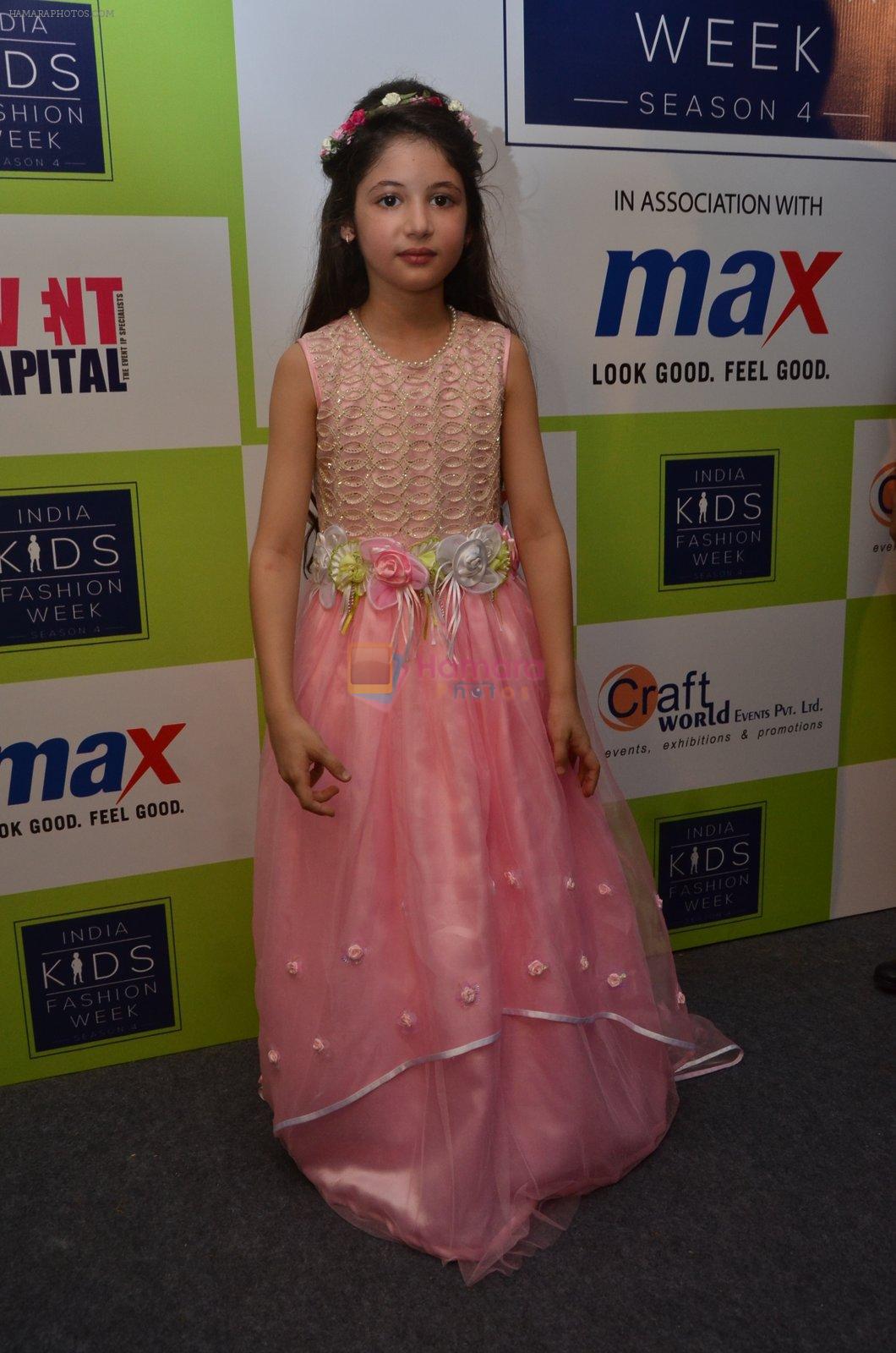 Harshaali Malhotra on ramp for Kids fashion week on 3rd June 2016