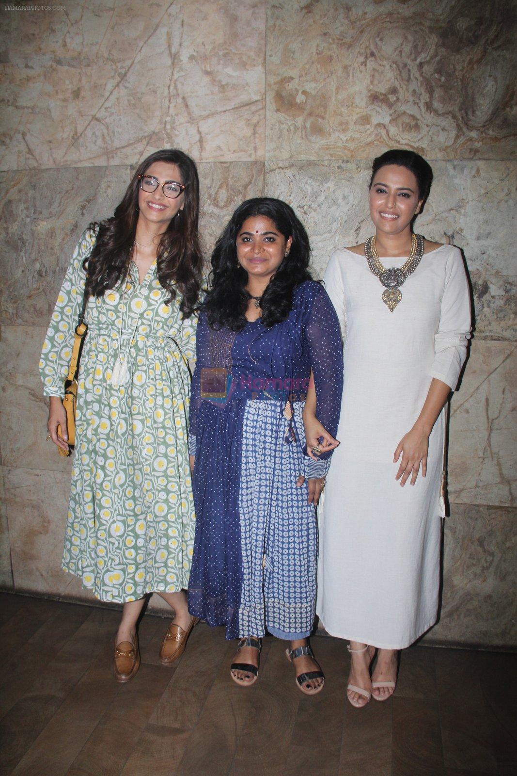 Sonam Kapoor, Ashwiny Iyer Tiwari, Swara Bhaskar at Nil Battey Sannata screening on 5th June 2016