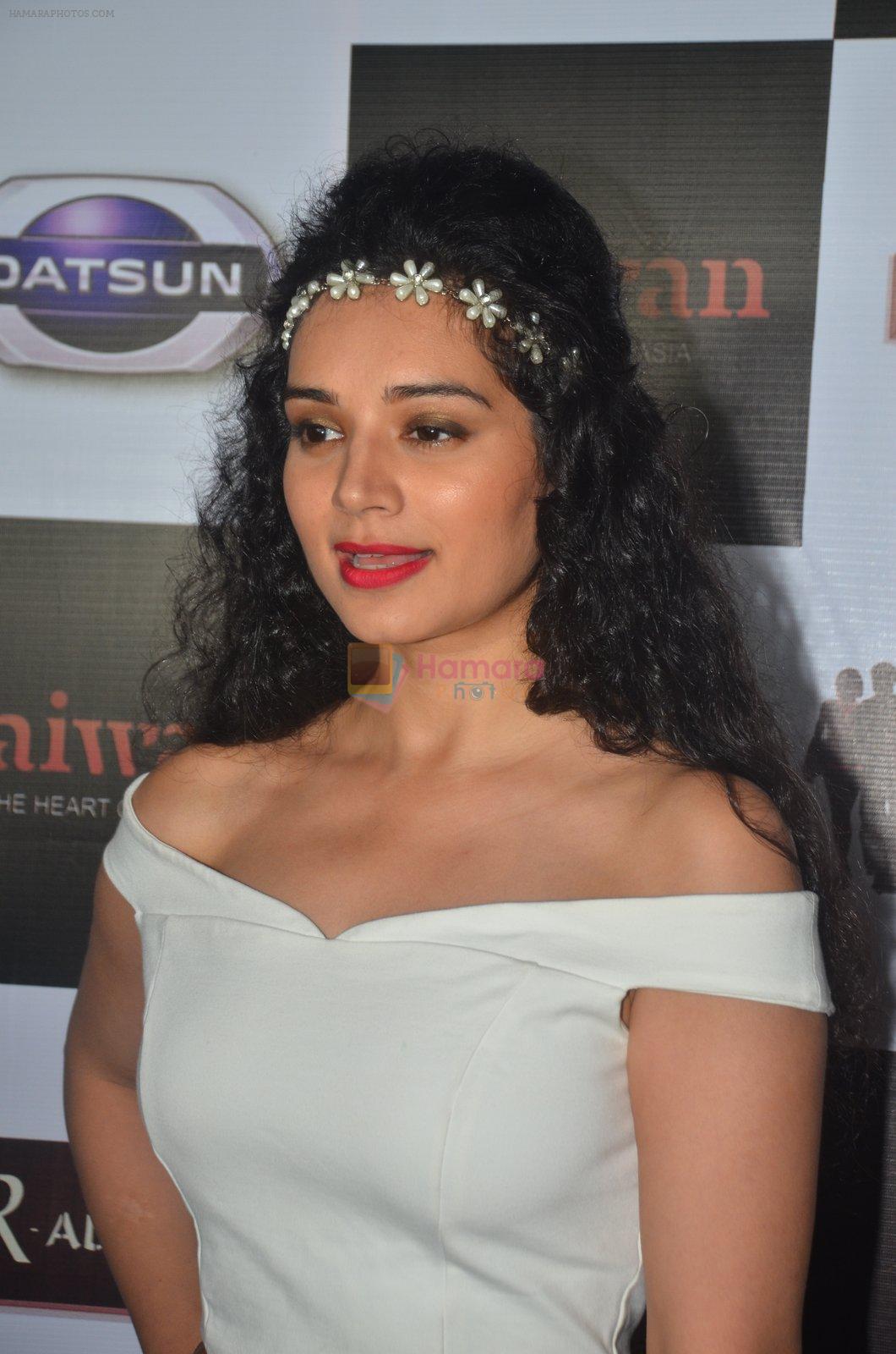 Sukirti Kandpal at the photo shoot on travel theme on 7th June 2016