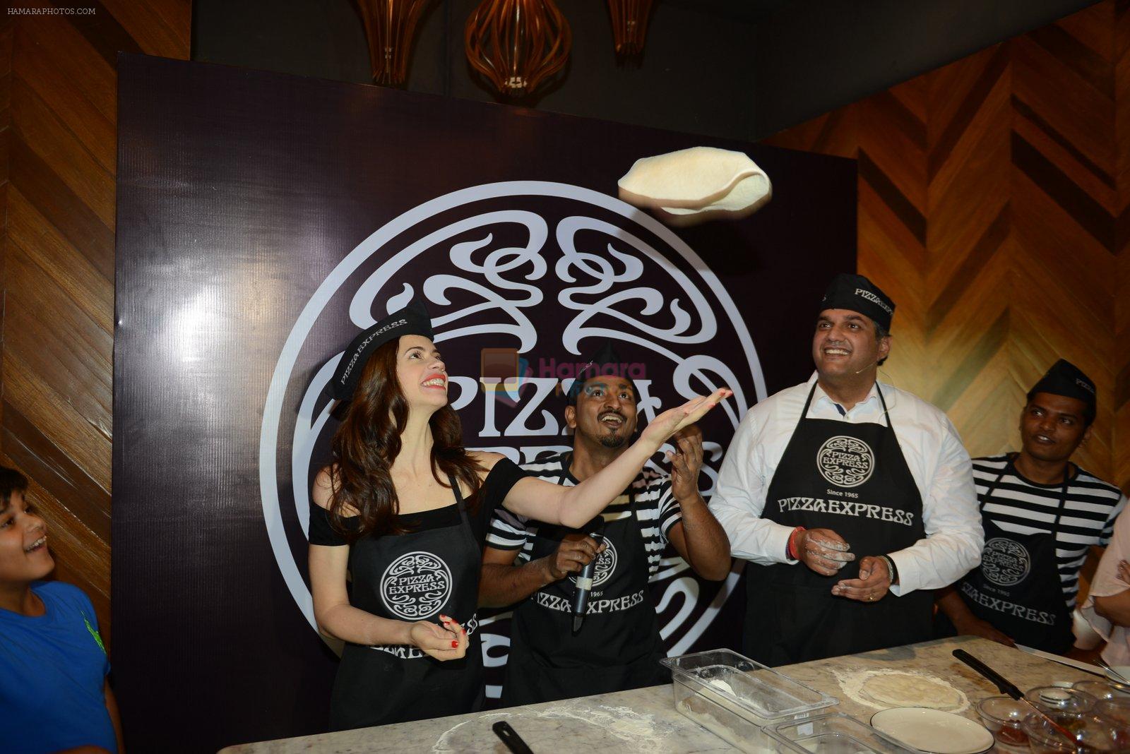 Kalki Koechlin launches Pizza express in Delhi on 8th June 2016