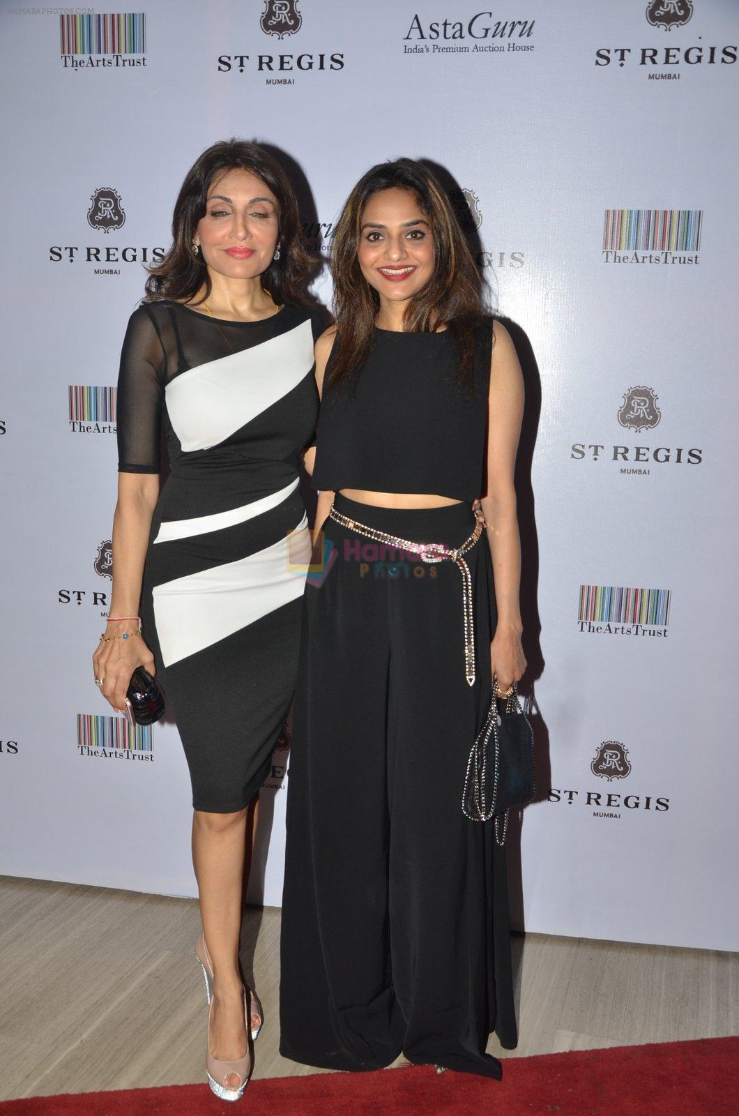 Madhoo Shah at Jogen Chaudhry's art event hosted by Gayatri Ruia and ST Regis on 10th June 2016