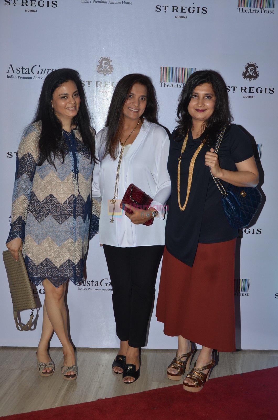at Jogen Chaudhry's art event hosted by Gayatri Ruia and ST Regis on 10th June 2016