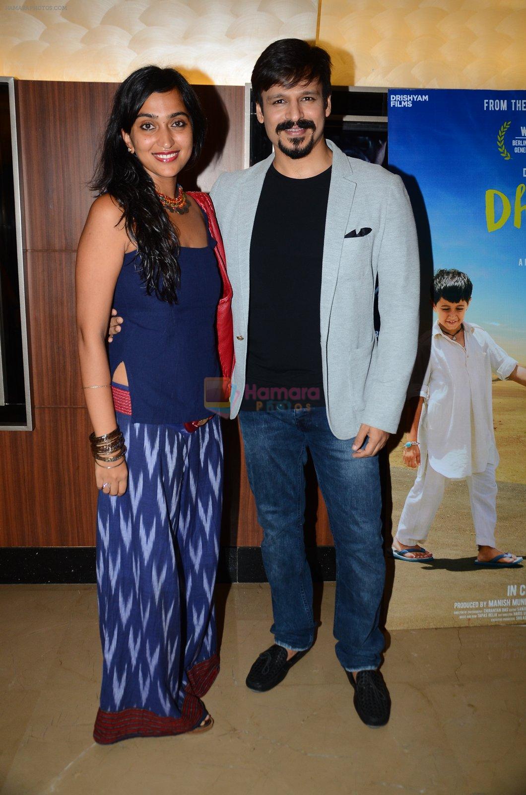 Vivek Oberoi, Priyanka Alva at Dhanak screening in Mumbai on 15th June 2016