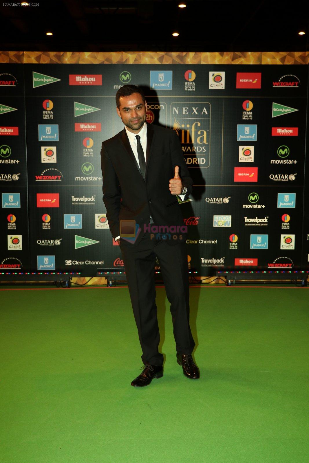 Abhay Deol at NEXA IIFA Awards 2016