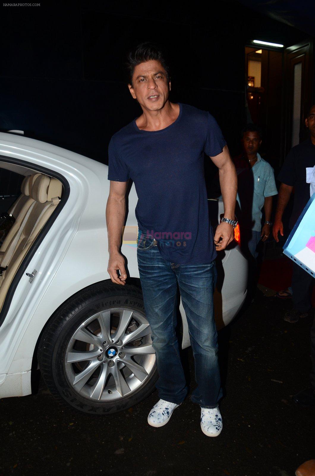 Shah Rukh Khan snapped at filmistan gurgaon on 5th July 2016