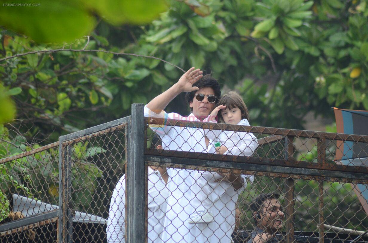 Shahrukh Khan at Eid celebration on 7th July 2017