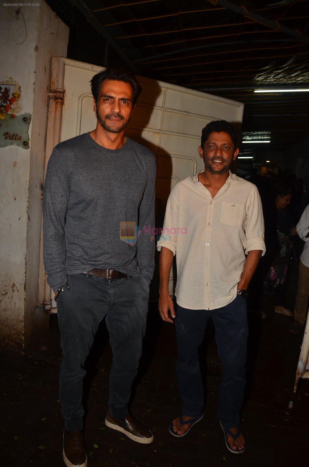 Arjun Rampal, Nishikant Kamat at Madaari screening in Mumbai on 13th July 2016