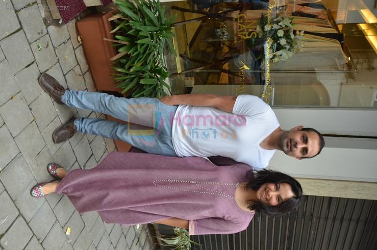 Mayank Anand and Shraddha Nigam at the launch of FANTASTIQUE by Abu Sandeep on 15th July 2016