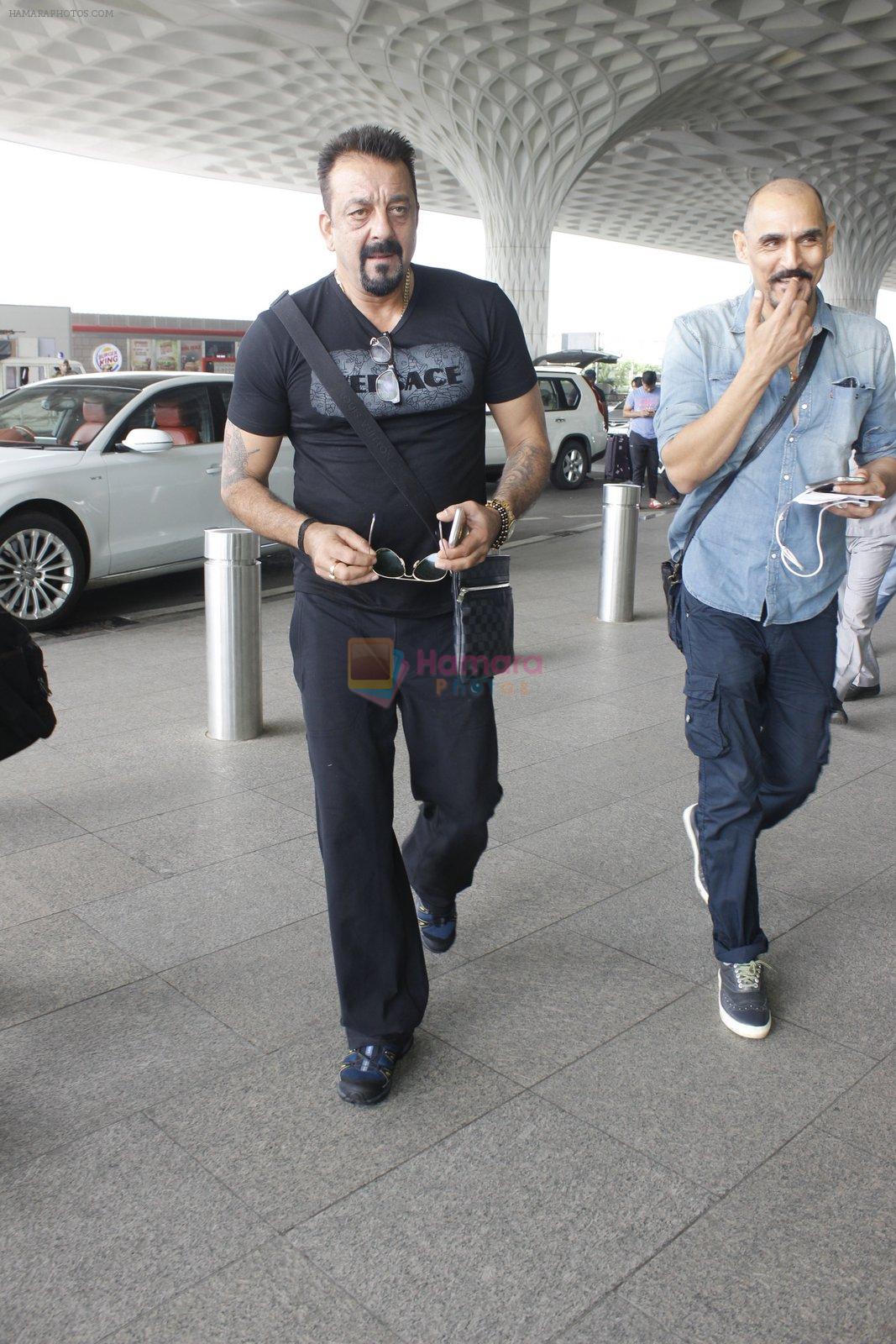 Sanjay Dutt snapped at airport in Mumbai on 16th July 2016