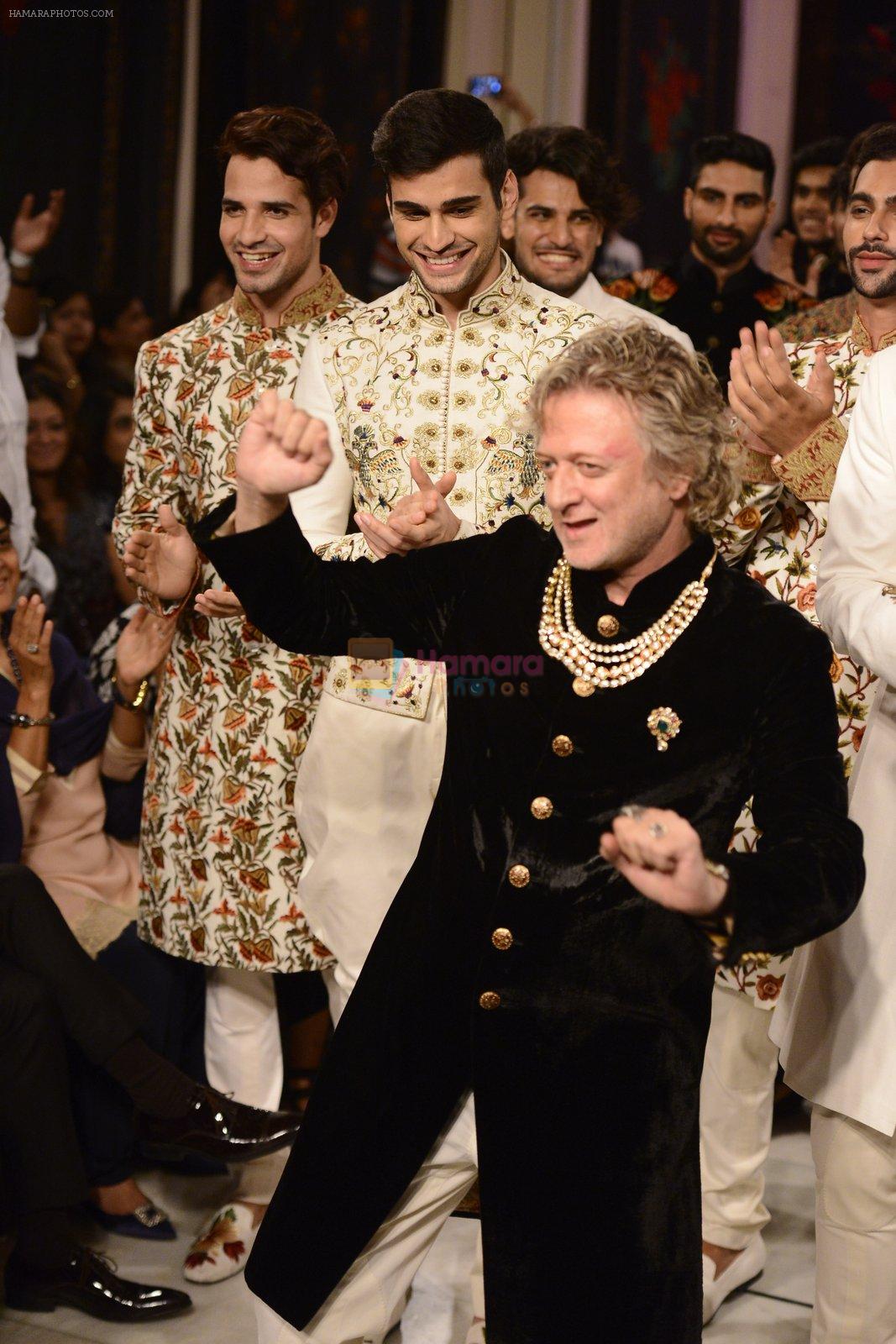 Rohit Bal during Rohit Bal's latest collection Kehkashaan at the India Couture Week 2016 on July 24, 2016