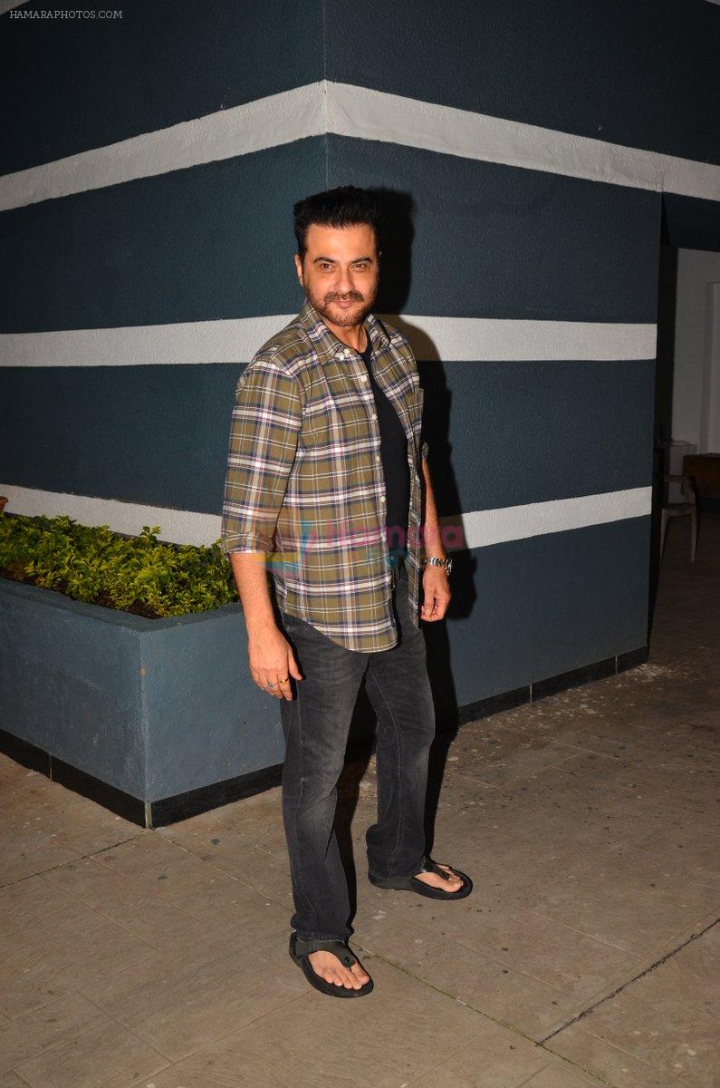 Sanjay Kapoor snapped outside Sanjay Kapoor's residence on 24th July 2016