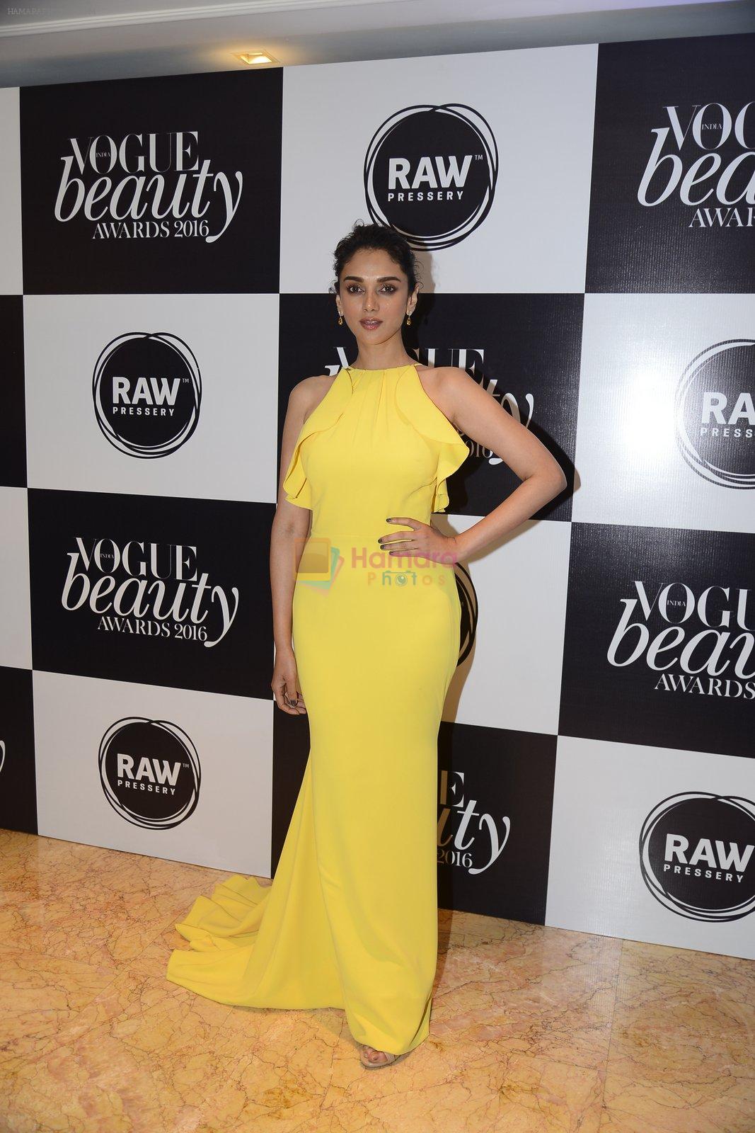 Aditi Rao Hydari at Vogue Beauty Awards 2016 on 27th July 2016