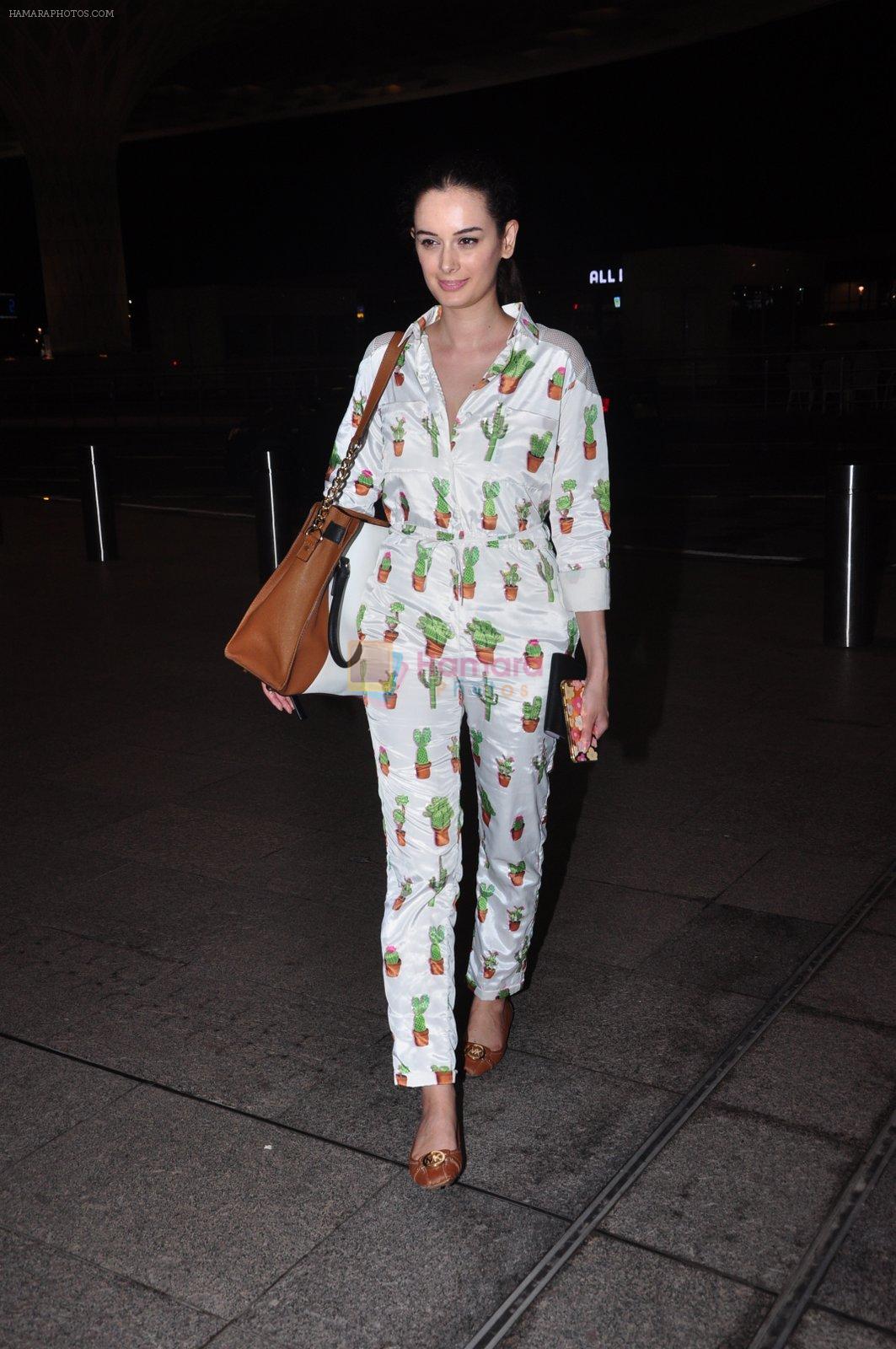 Evelyn Sharma snapped at airport on 1st Aug 2016