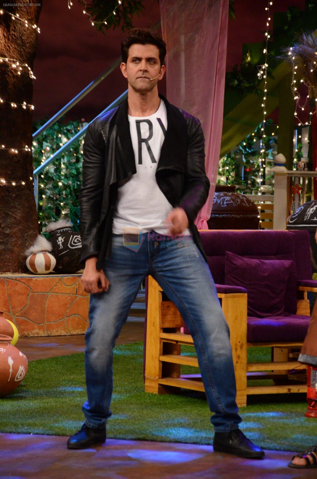 Hrithik Roshan promote Mohenjo Daro on the sets of The Kapil Sharma Show on 2nd Aug 2016