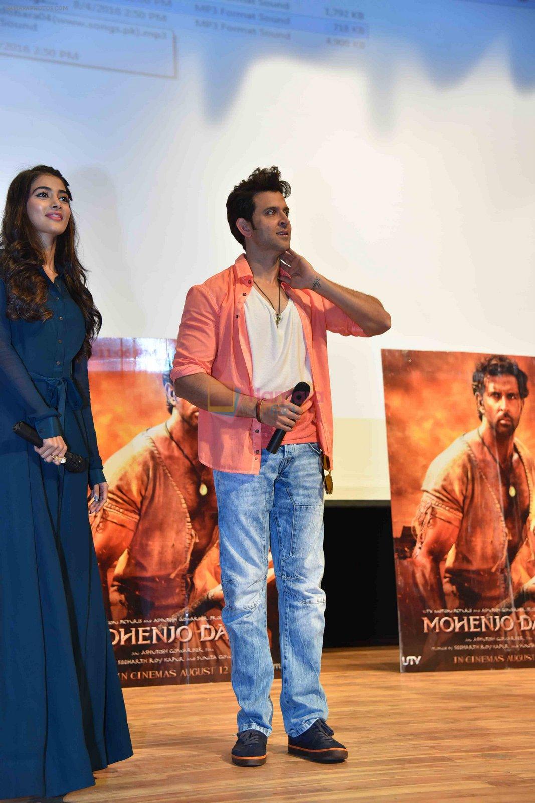 Hrithik Roshan, Pooja Hegde at Mohenjo Daro promotions in Gargi college on 5th Aug 2016