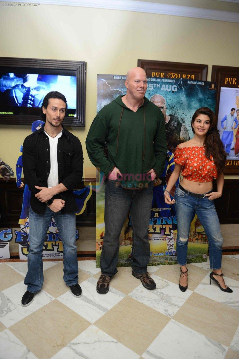 Tiger Shroff, Jacqueline Fernandez, Nathan Jones at the The Flying Jatt Press Conference in Delhi on 18th Aug 2016