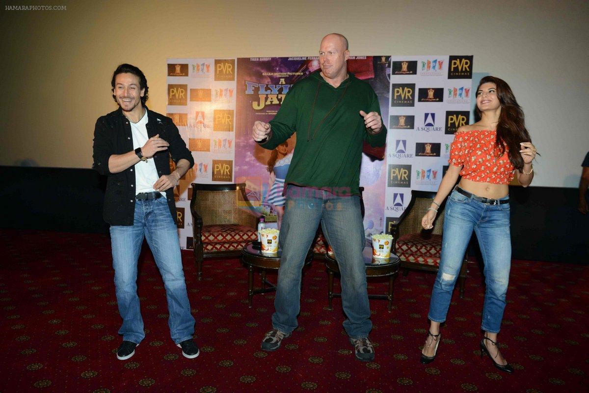 Tiger Shroff, Jacqueline Fernandez, Nathan Jones  at the The Flying Jatt Press Conference in Delhi on 18th Aug 2016