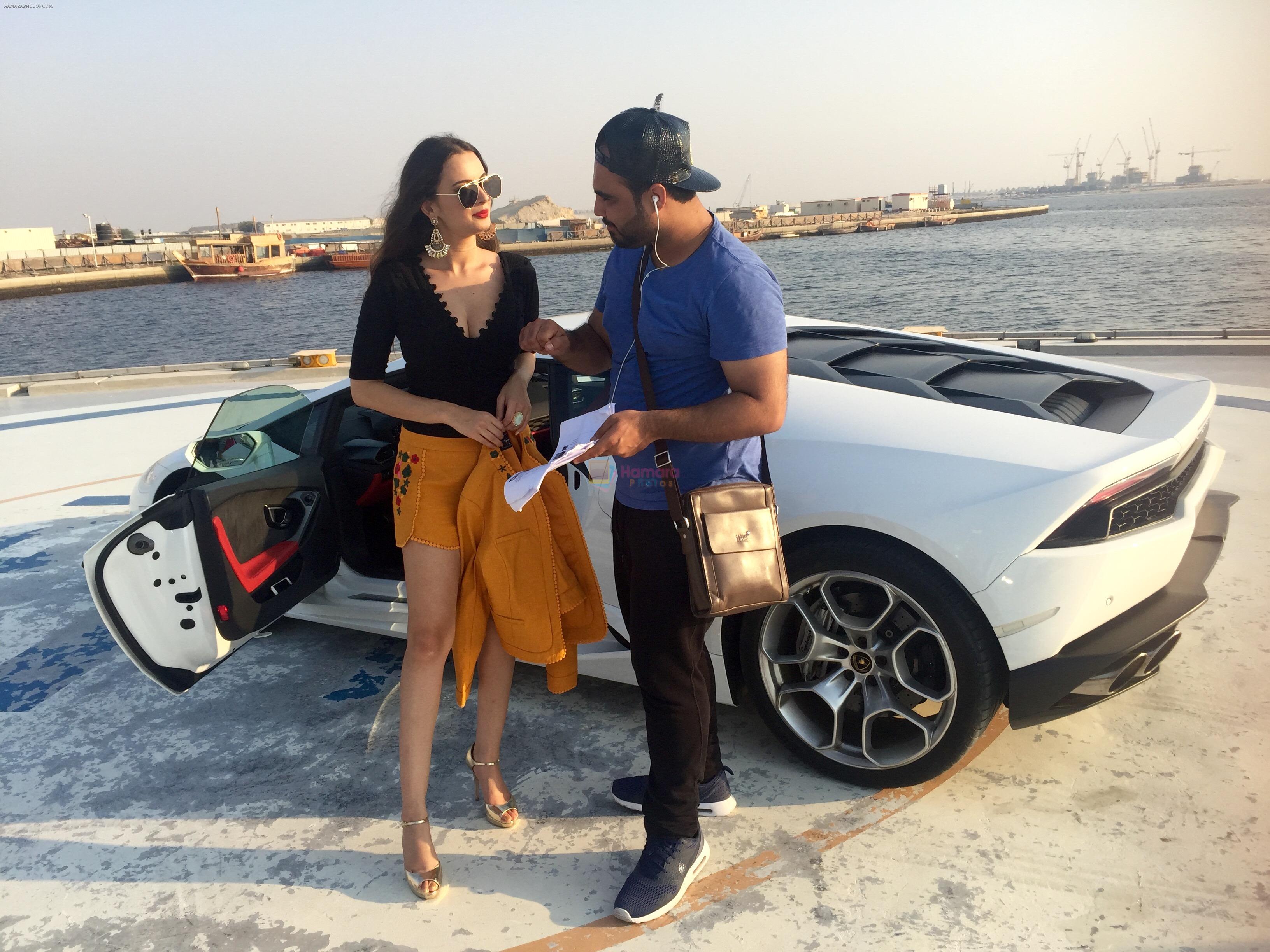 Evelyn Sharma's BTS pictures Dubai shoot