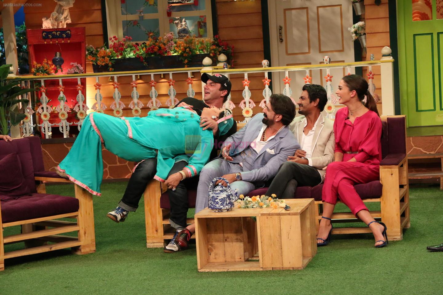 Nani entertains the cast of Freaky Ali on the sets of The Kapil Sharma Show