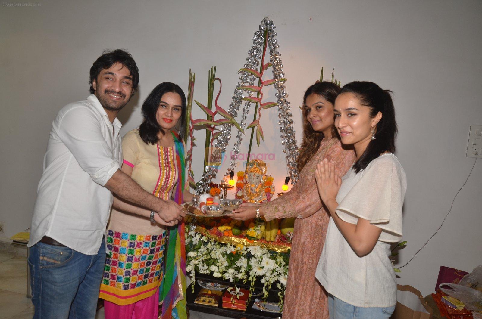 Shraddha Kapoor's Ganpati celebration on 5th Sept 2016