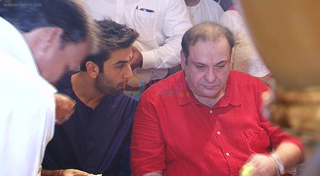 Ranbir Kapoor, Rajiv Kapoor at RK Ganpati celebration on 5th Sept 2016