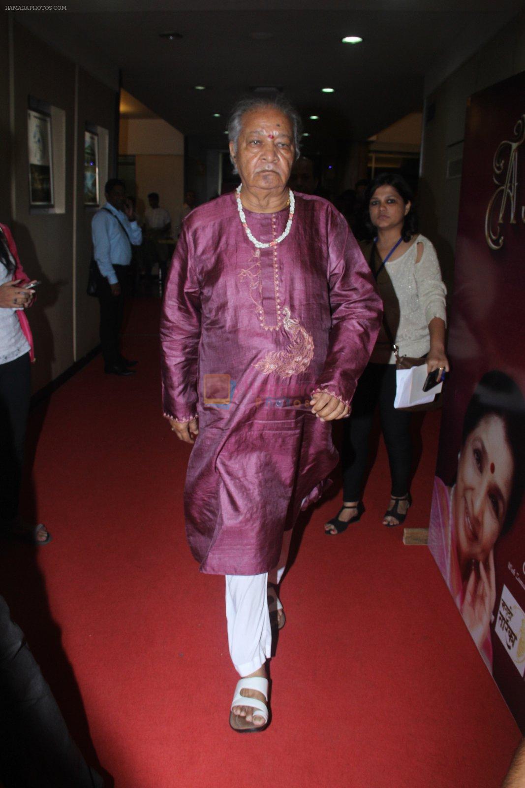 Pandit Hariprasad Chaurasia during the musical concert Timless Asha organised by Zee Classsic on occasion of Bollywood singer Asha Bhosle 83rd birthday in Mumbai, India on September 8, 2016  (