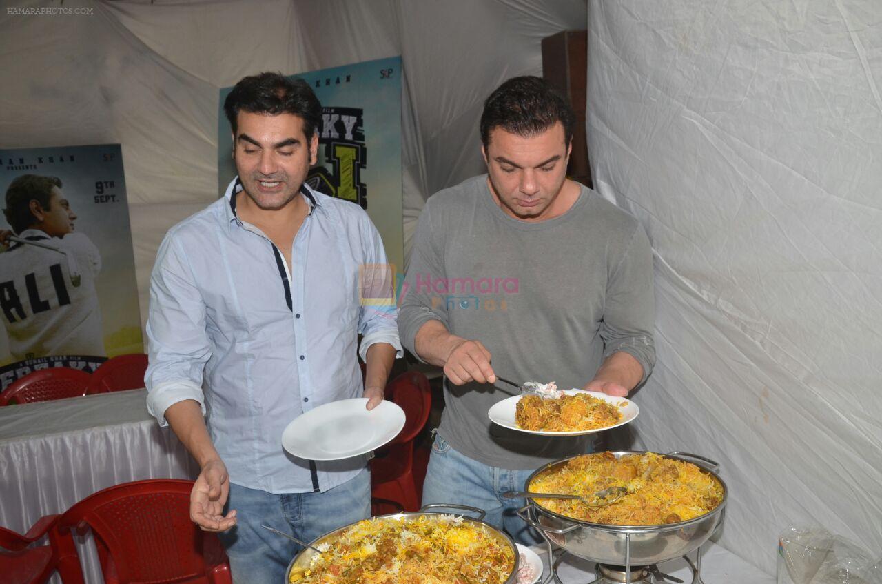 Arbaaz Khan at Sohail Khan biryani party on 13th Sept 2016