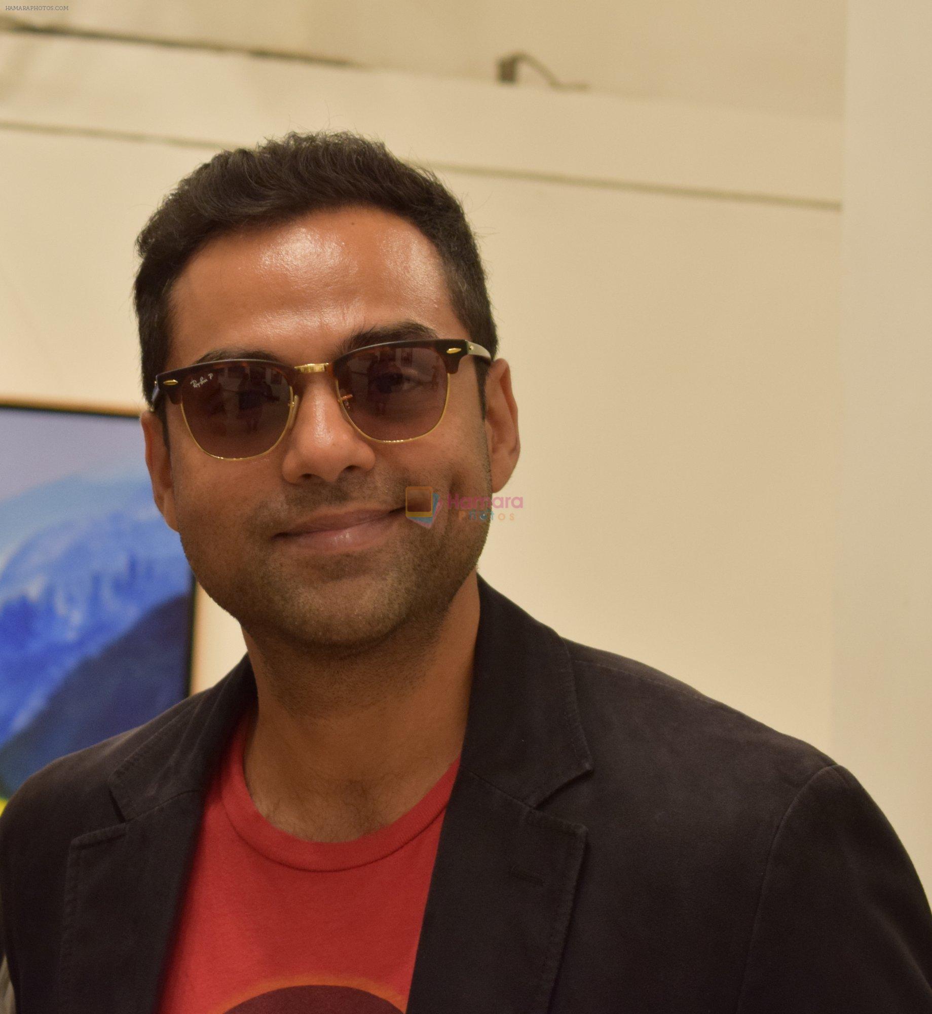 Abhay Deol at Manjula Chaturvedi art exhibition on 20th Sept 2016