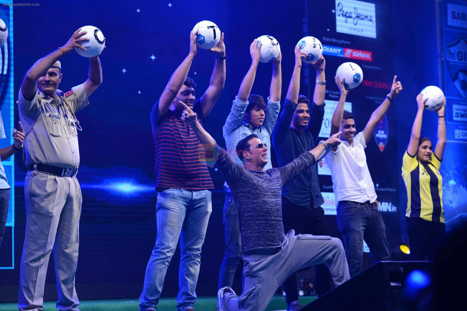 Akshay Kumar at HT GIFA Football event on 24th Sept 2016