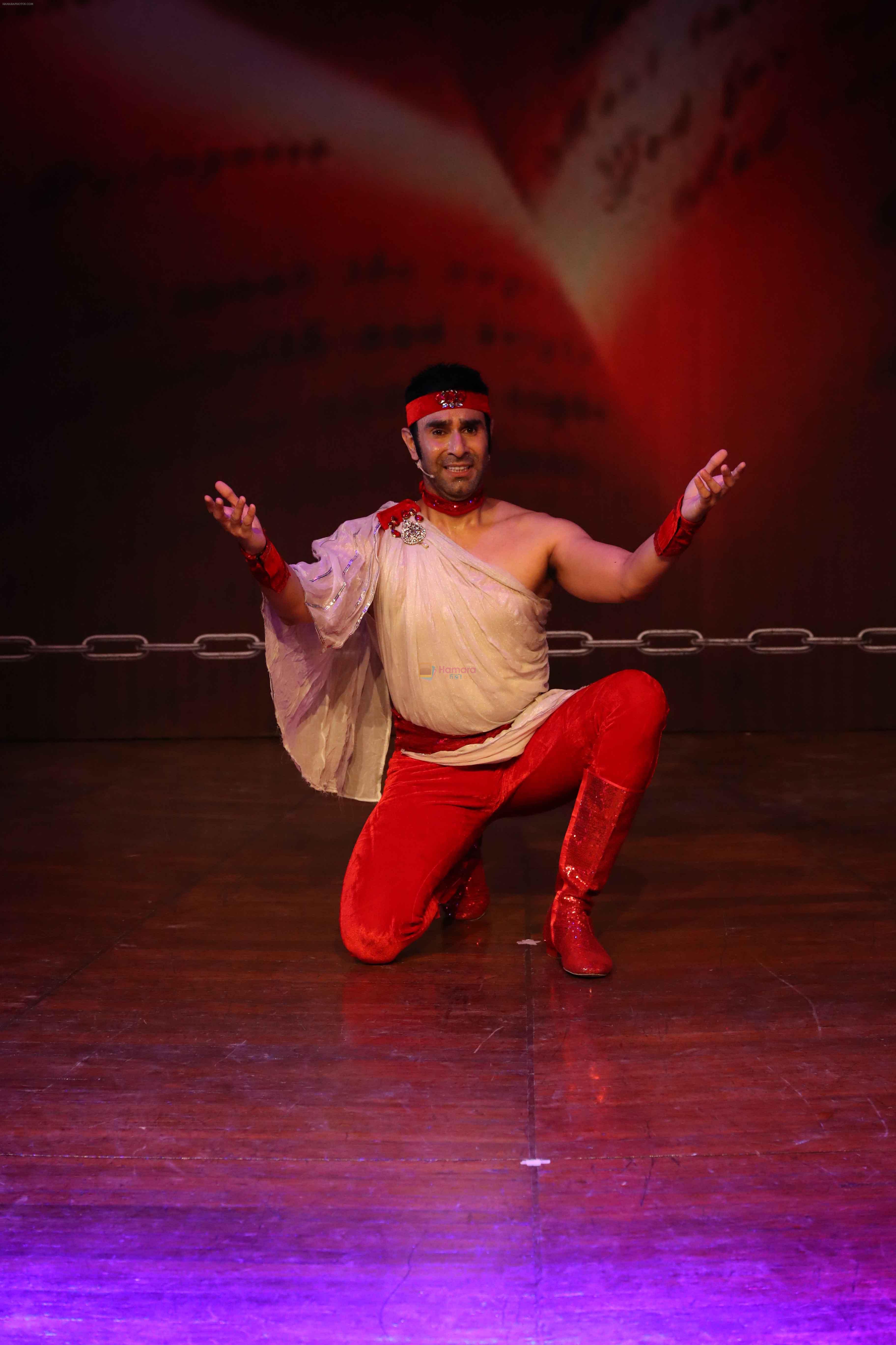 Sandip Soparrkar performing at NCPA