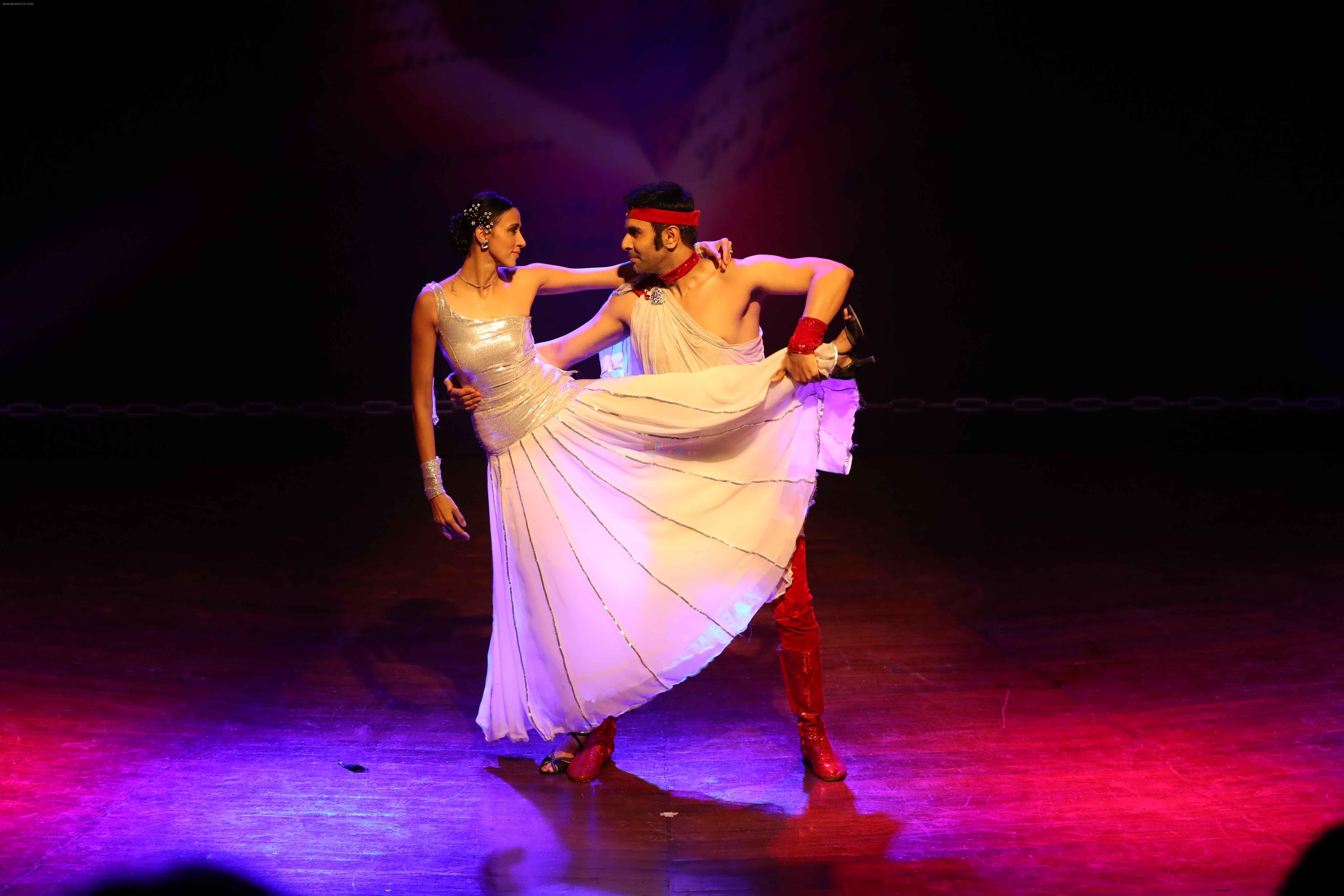 Sandip Soparrkar performing with Alesia Raut at NCPA