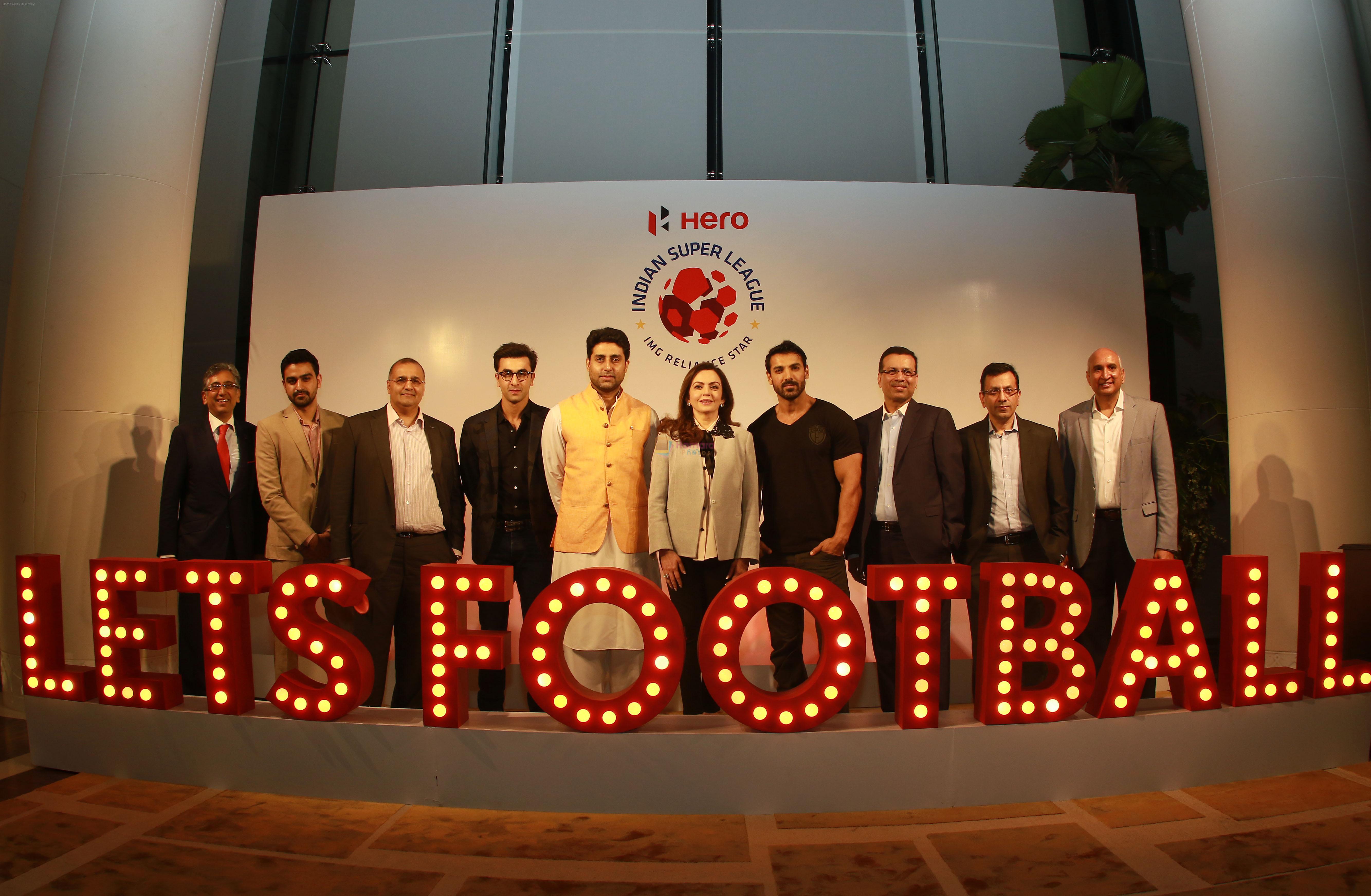 Mrs. Nita Ambani and ISL club owners_3