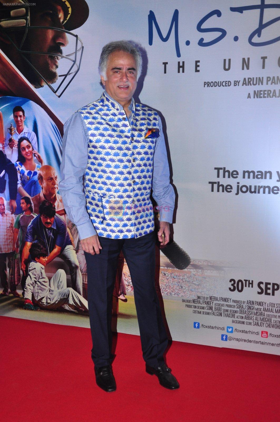 at MS Dhoni premiere in Mumbai on 29th Sept 2016