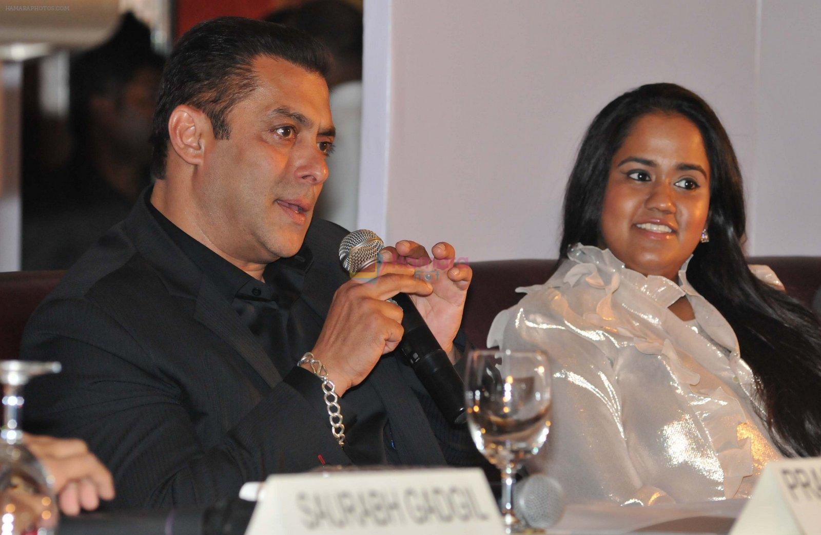 Salman Khan, Arpita Khan at Being Human jewellery launch on 30th Sept 2016