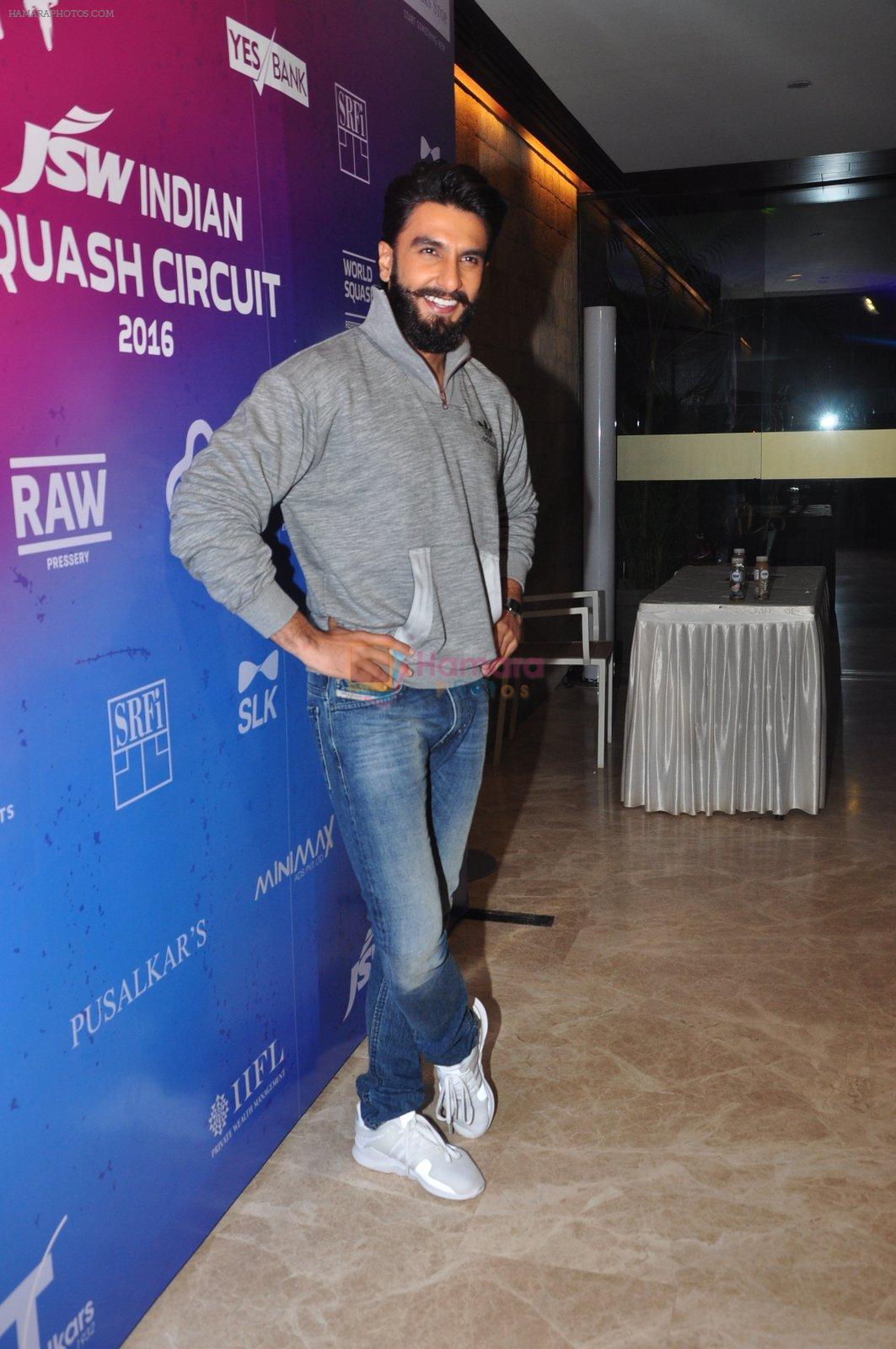 Ranveer Singh at JSW awards function on 2nd Oct 2016
