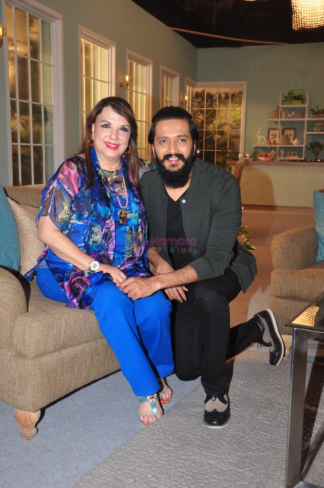 Riteish Deshmukh on the sets of Zarine Khan's food show on 13th Oct 2016