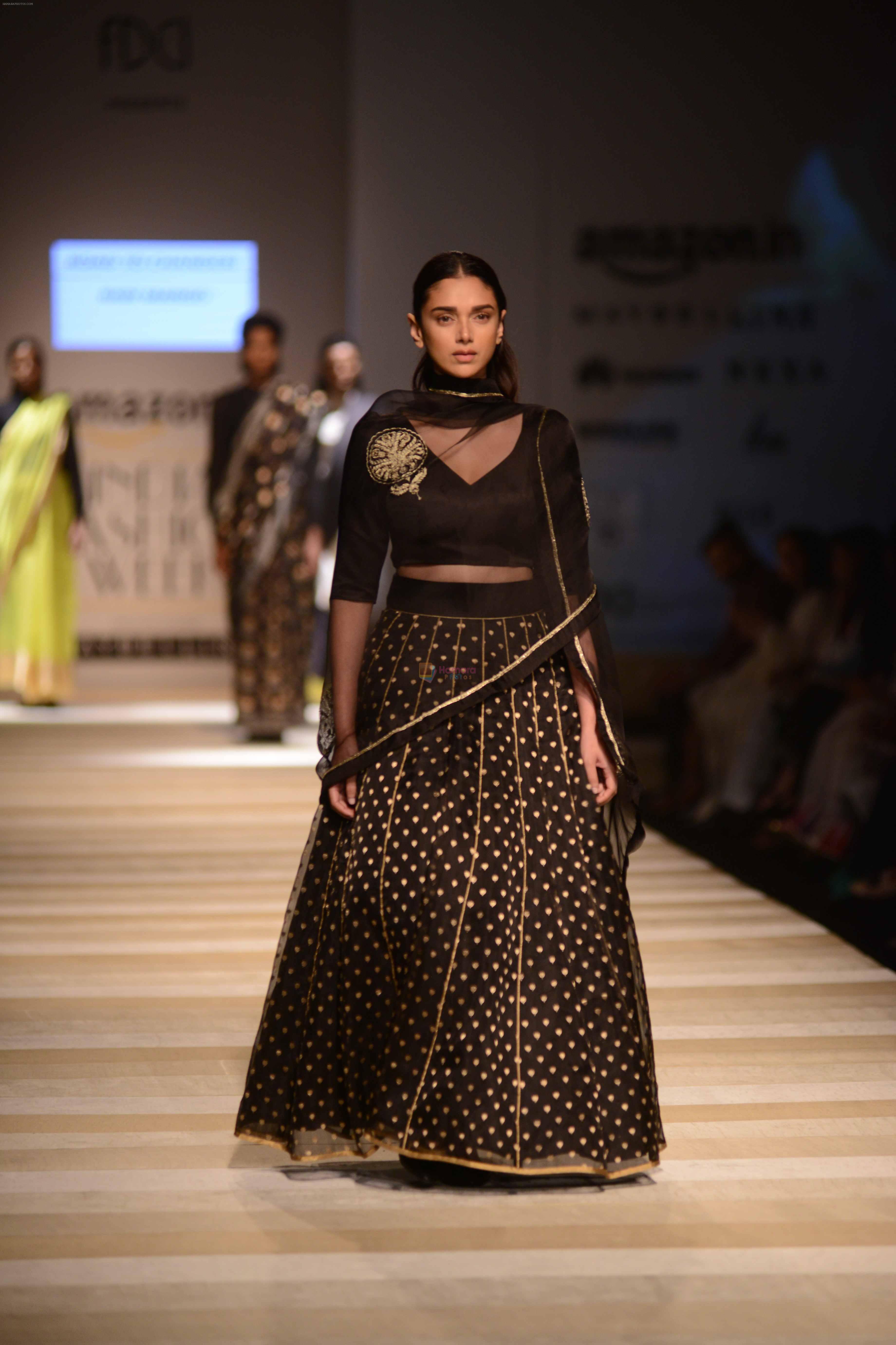 Aditi Rao Hydari walk the ramp for Road to Chanderi show in AIFW on 12th Oct 2016