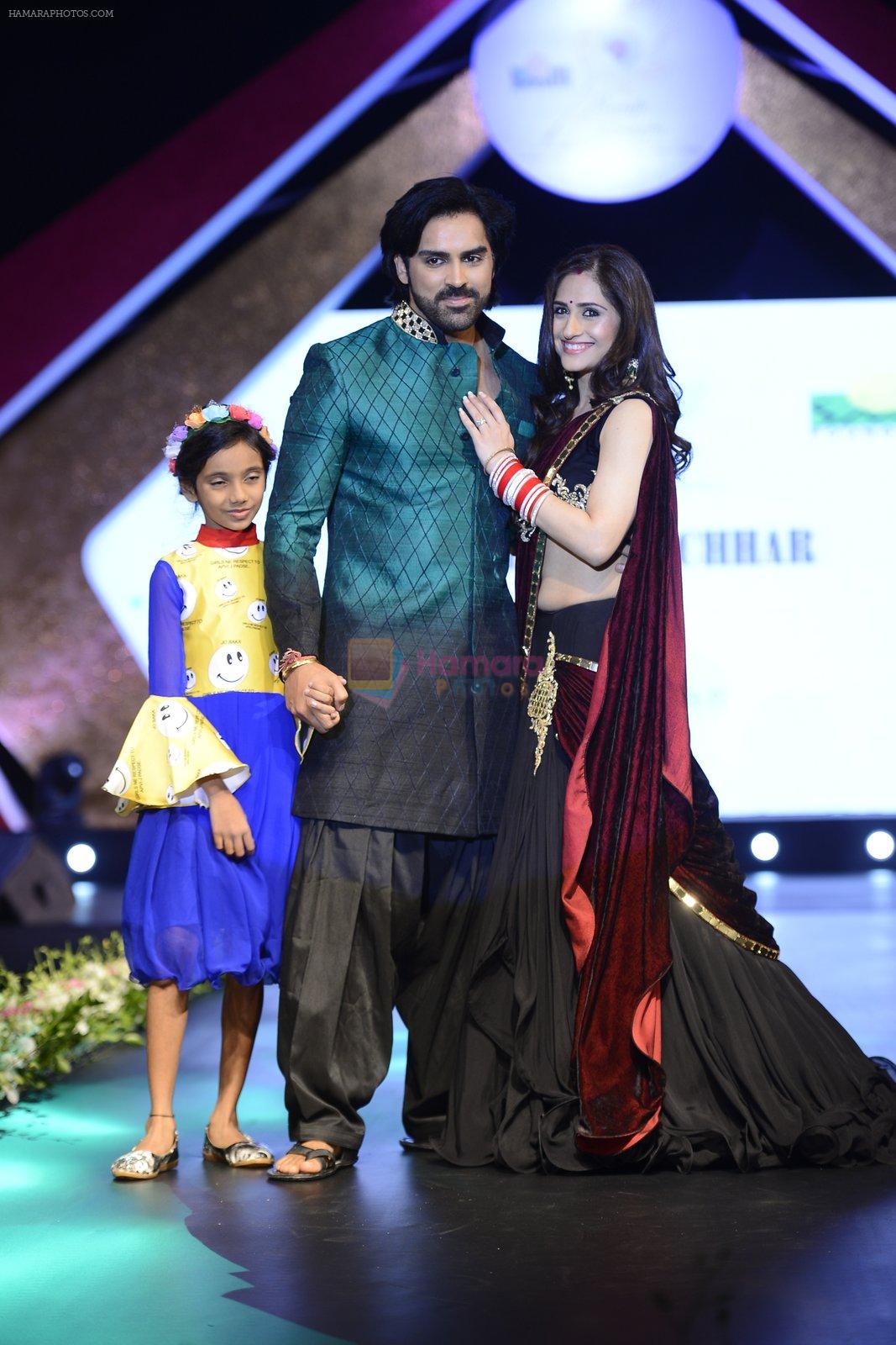 at Smile Foundation charity fashion show on 13th Oct 2016