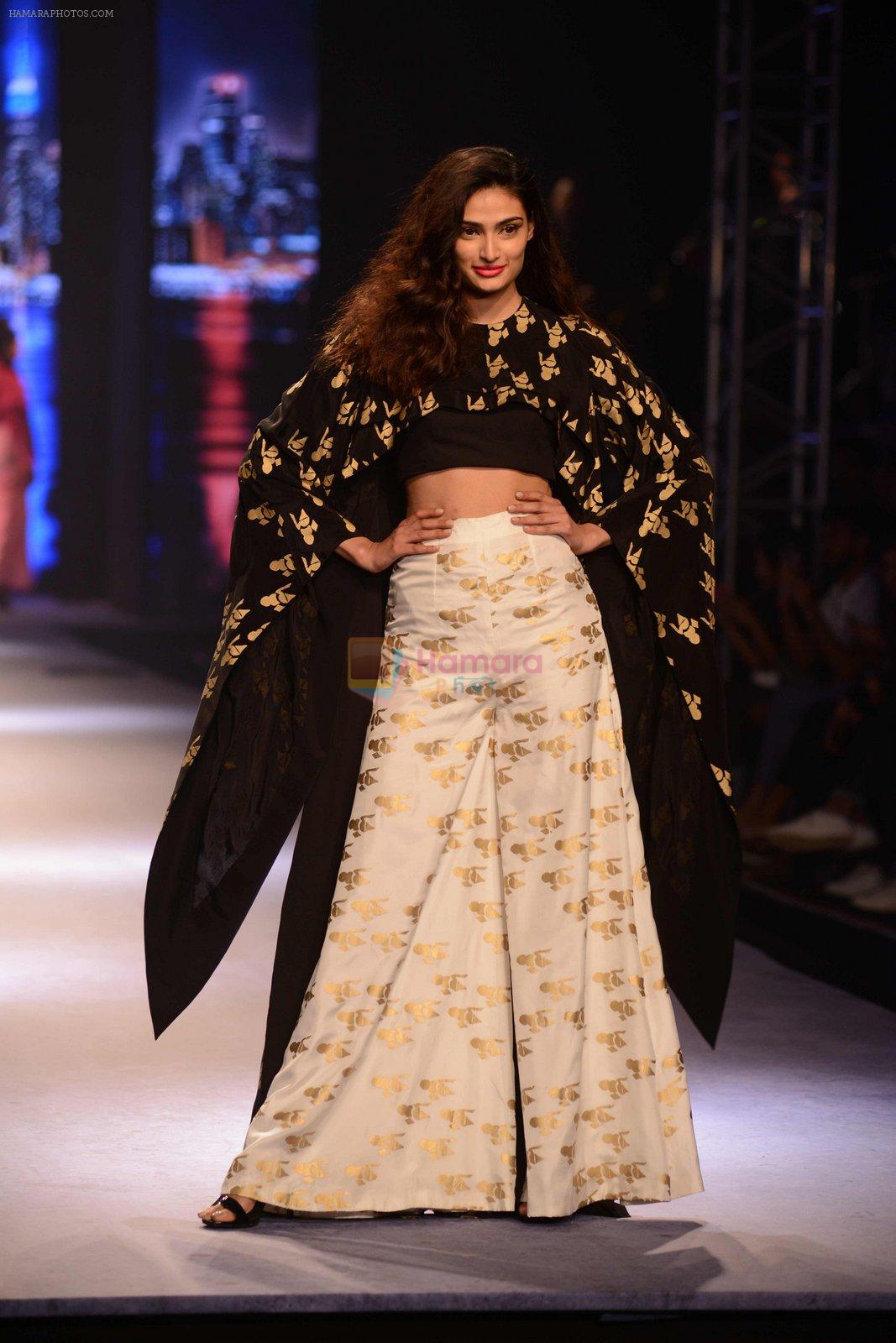 Athiya Shetty walks for Masaba at Amazon India Fashion Week on 15th Oct 2016