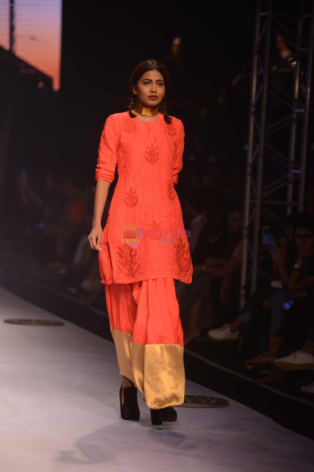 Model walks for Masaba at Amazon India Fashion Week on 15th Oct 2016