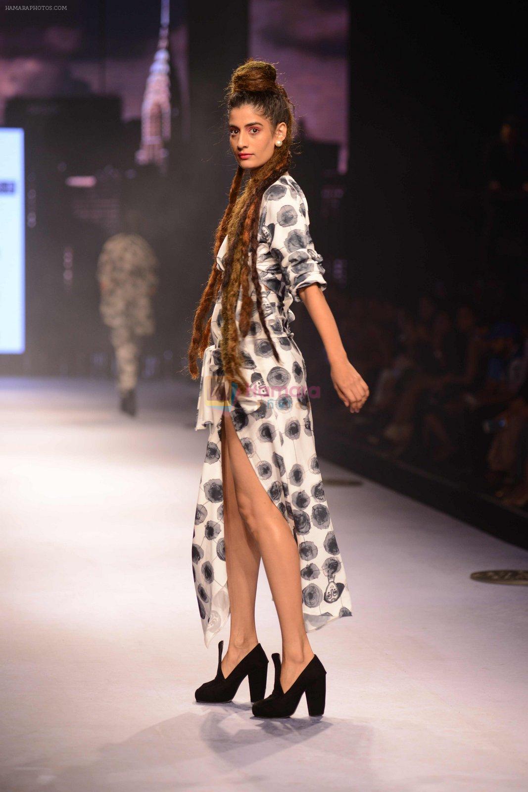 Model walks for Masaba at Amazon India Fashion Week on 15th Oct 2016