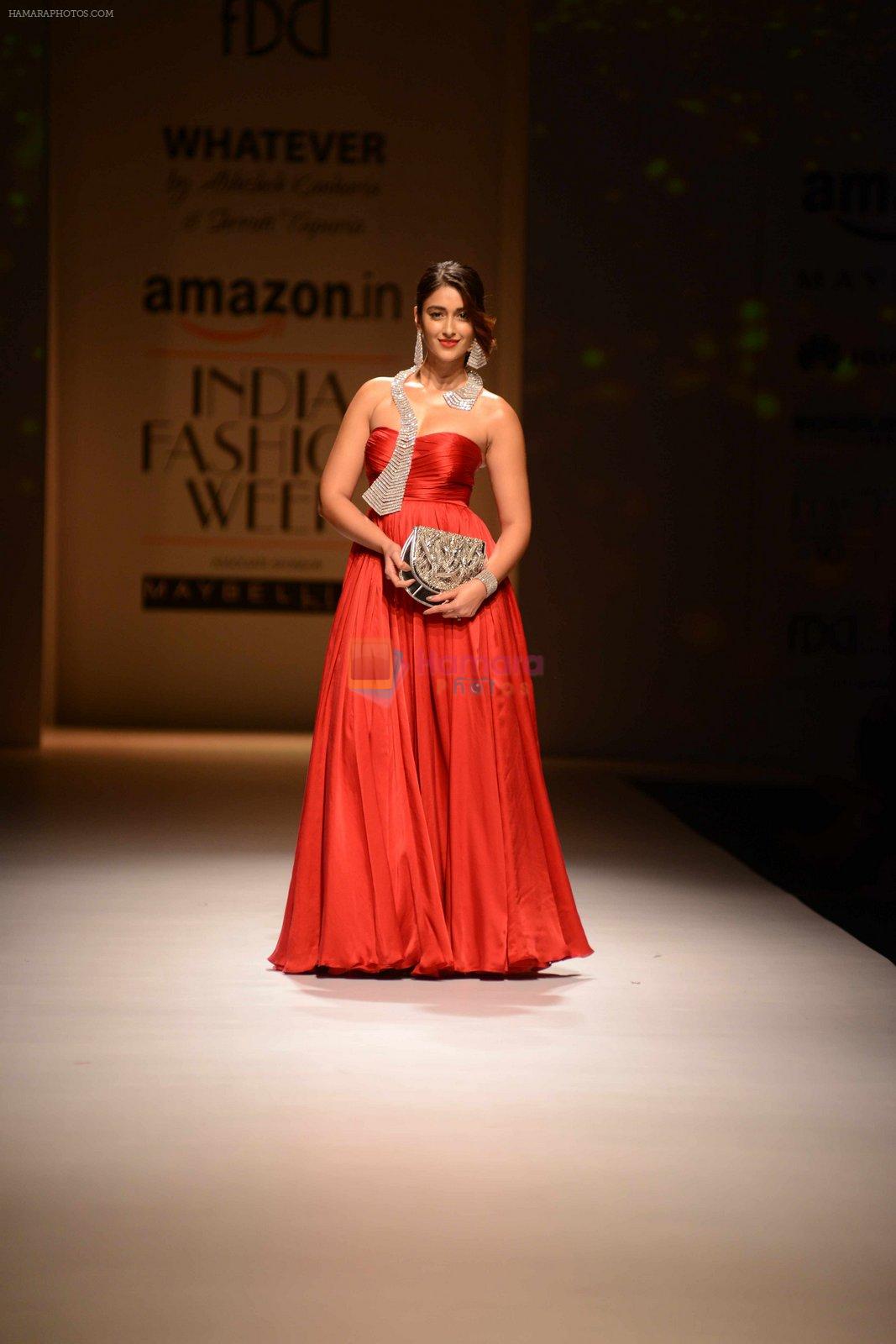 Ileana D'Cruz walks for Abhishek Kankaria and shruti Tapuria at amazon day 5 on 16th Oct 2016