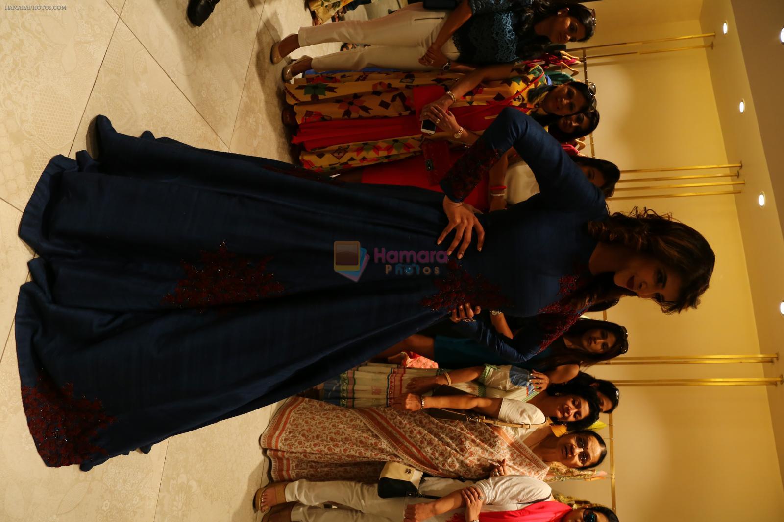 Lakshmi Manchu at Lakme Fashion Week at Elahe and Heroines on 18th Oct 2016