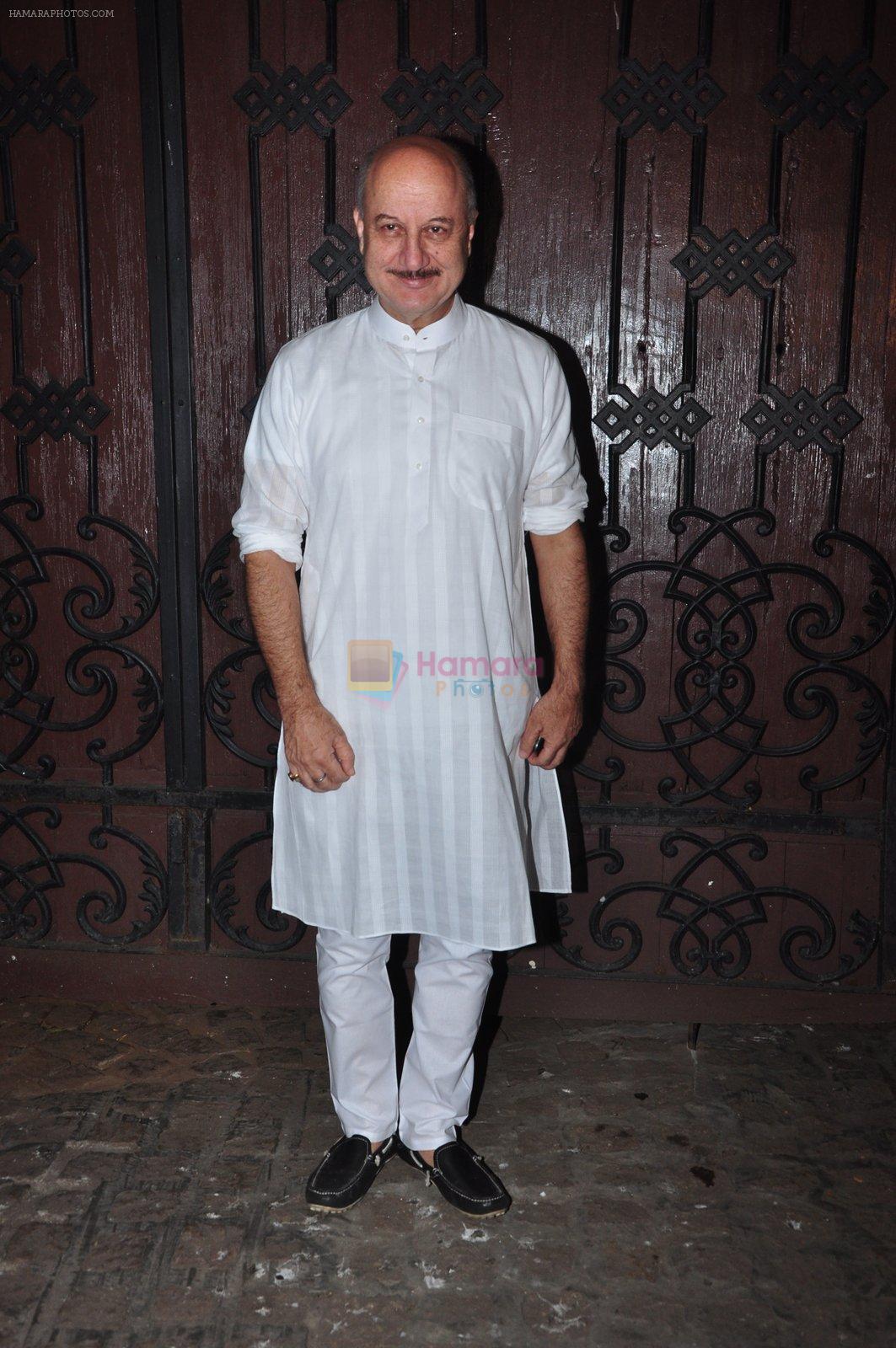 Anupam Kher celebrate Karva Chauth at Anil Kapoor�s house in Juhu on 19th Oct 2016