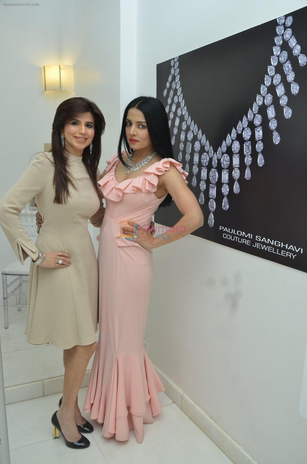 Celina Jaitley at the launch of a new jewellery line of designer Paulomi Sanghavi in Mumbai on 27th Oct 2016