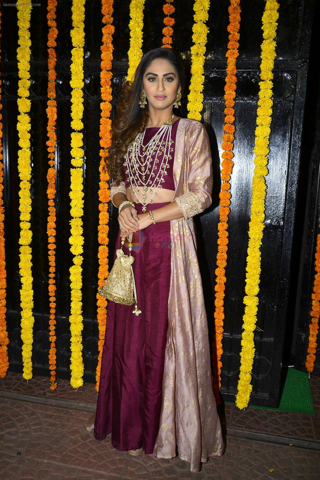 Krystle D'souza at Ekta Kapoor's Diwali bash on 29th Oct 2016