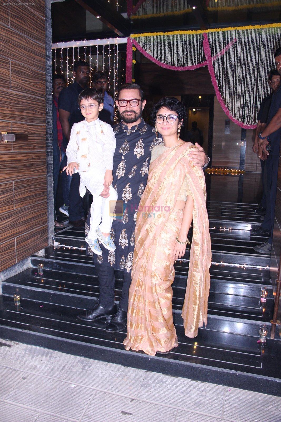 Aamir Khan's Diwali bash on 30th Oct 2016