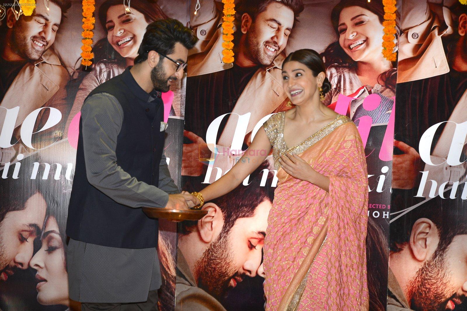 Anushka Sharma, Ranbir Kapoor at Ae Dil Hai Mushkil diwali celebrations on 29th Oct 2016