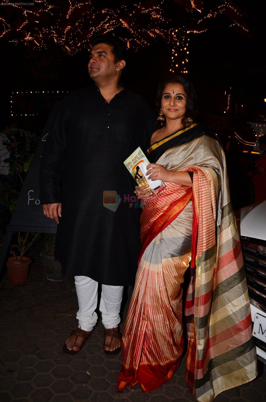 Vidya Balan, Sidharth Roy Kapoor at Prithvi festival opening in Mumbai on 3rd Nov 2016