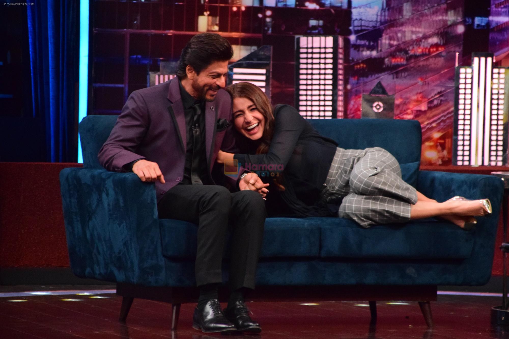 Shah Rukh Khan and Anushka Sharma in a light hearted moment